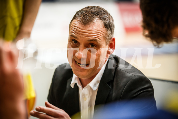 Basketball, bet-at-home Basketball Superliga 2021/22, Grunddurchgang Runde 12, Oberwart Gunners, UBSC Graz, Ervin Dragsic (Head Coach)