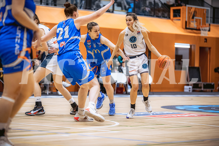 Basketball, Win2Day Basketball Damen Superliga 2022/23, Grunddurchgang 3.Runde, Vienna Timberwolves, DBB LZ OÖ, Luciana Chagas (5), Iva Ilic (10)
