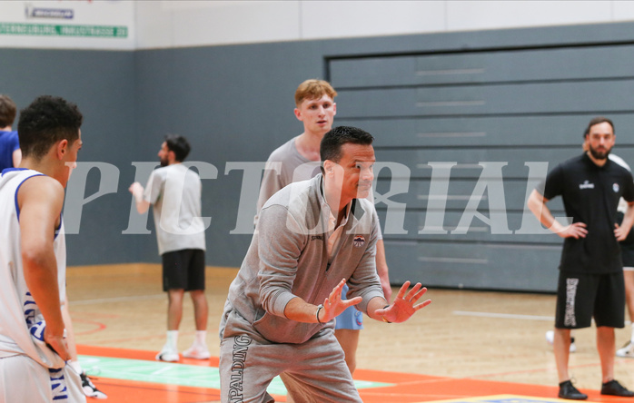 Basketball Nationalteam MU19 2022, Kadersichtung  vs. 


