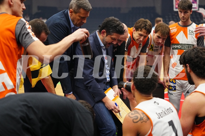 Basketball Austria Cup 2025, Final Four, Semifinale, Klosterneuburg vs. Traiskirchen