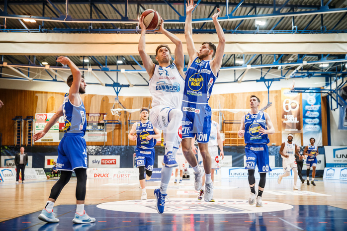Basketball, bet-at-home Basketball Superliga 2020/21, Grunddurchgang, 14. Runde, Oberwart Gunners, Gmunden Swans, Jonathan Knessl (12)