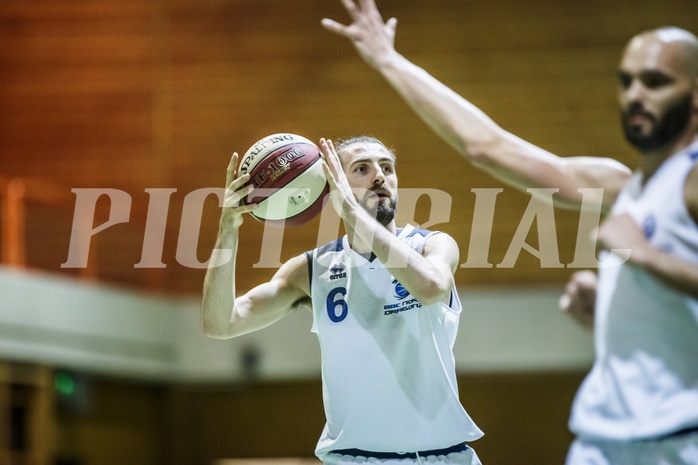 Basketball, 2.Bundesliga, Grunddurchgang 5.Runde, Mattersburg Rocks, Mistelbach Mustangs, Stojan Radanovic (6)
