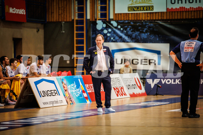 Basketball, Basketball Austria Cup 2022/23, Halbfinale 1, Oberwart Gunners, Gmunden Swans, #Anton Mirolybow