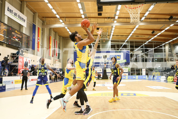 Basketball Superliga 2021/22, 7.Plazierungsrunde SKN St.Pölten vs. UBSC Graz