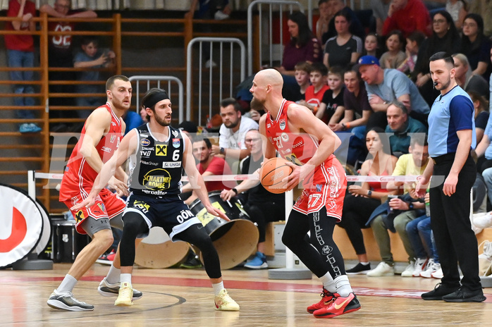 Basketball, Superliga 2024/25, Plazierungsrunde 5.Runde, Flyers Wels vs. Gmunden Swans,
