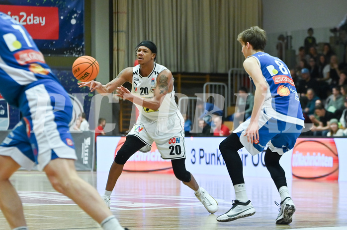 Basketball, Superliga 2023/24, Grunddurchgang 18. Runde, Flyers Wels vs. Oberwart Gunners,
