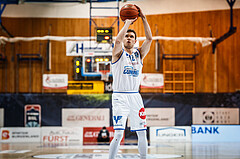 Basketball, bet-at-home Basketball Superliga 2021/22, Grunddurchgang Runde 14, Oberwart Gunners, Vienna D.C. Timberwolves, Jonathan Knessl (12)