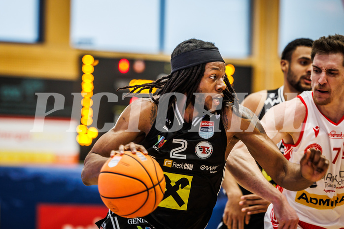 Basketball, win2day Basketball Superliga 2024/25, 8. Platzierungsrunde, Traiskirchen Lions, Flyers Wels, Damion Rosser (2)