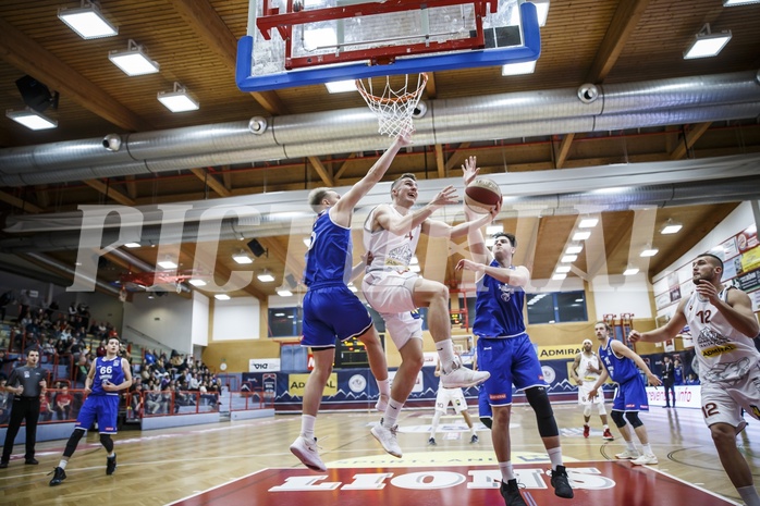 Basketball, Admiral Basketball Superliga 2019/20, Grunddurchgang 7.Runde, Traiskirchen Lions, D.C. Timberwolves, Sebastian Lesny (4)