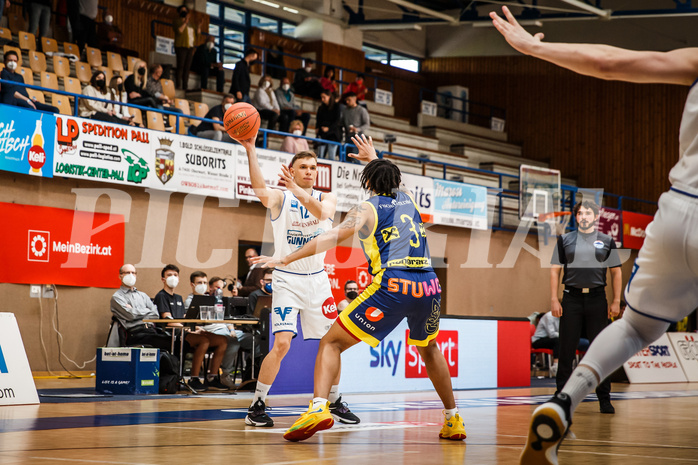 Basketball, bet-at-home Basketball Superliga 2021/22, Platzierungsrunde Spiel 8, Oberwart Gunners, UBSC Graz, Jonathan Knessl (12)
