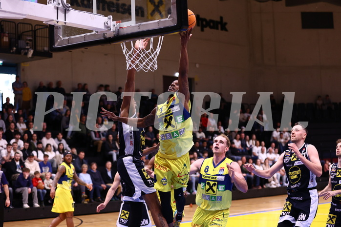 18.04.2025, Graz, Raiffeisen Sportpark Graz, Basketball Superliga 2024/25, Playoffs, Viertelfinale, Spiel 2, UBSC Graz - Gmunden Swans