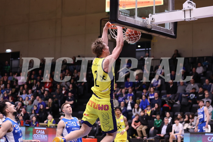 18.02.2023, Graz, Raiffeisen Sportpark Graz, Basketball Superliga 2022/23, Grunddurchgang, Runde 22, UBSC Raiffeisen Graz vs. Unger Steel Gunners Oberwart