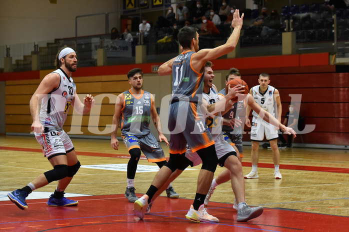 Basketball Superliga 2021/22, Grunddurchgang. 8.Runde Flyers Wels vs. BK IMMOunited Dukes