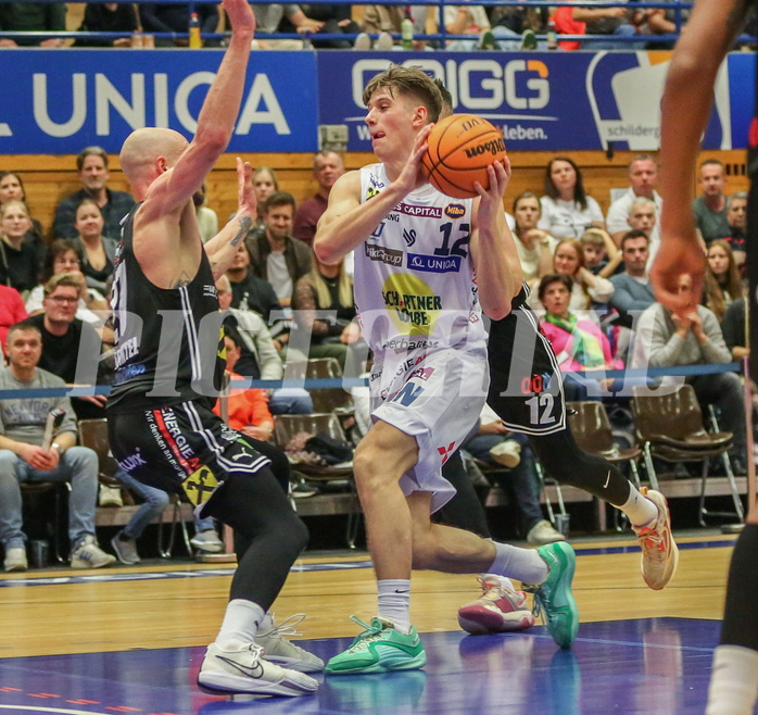 Basketball Superliga 2023/24, 3.Plazierungsrunde Gmunden Swans vs. Flyers Wels
Basketball Superliga 2023/24, 3.Plazierungsrunde Gmunden Swans vs. Flyers Wels