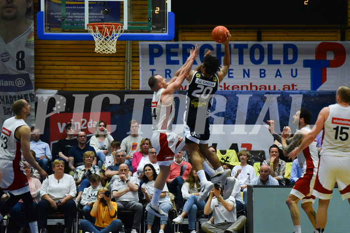 Win2Day Basketball Superliga 2022/23, Playoff,
Finale Spiel 1, Swans Gmunden vs BC Vienna,