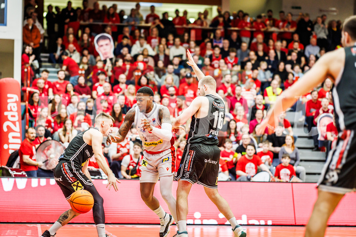 Basketball, Basketball Austria CUP 2023/24, Finale, Traiskirchen Lions, Flyers Wels, Davon Clare (5) Basketball, Basketball Austria CUP 2023/24, Finale, Traiskirchen Lions, Flyers Wels, Davon Clare (5)