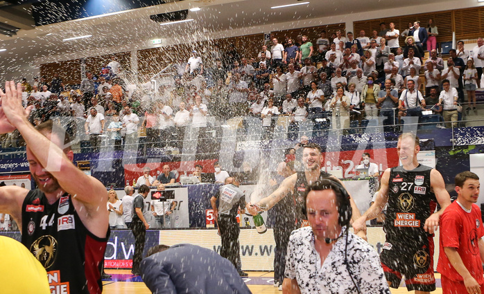 Basketball Superliga 2021/22, Finale Spiel 4 Gmunden Swans vs. BC Vienna