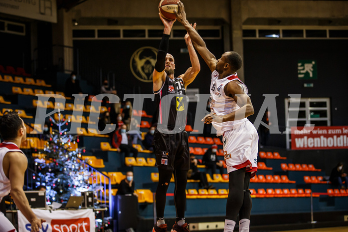Basketball, bet-at-home Basketball Superliga 2020/21, Grunddurchgang 17.Runde, BC Vienna, Flyers Wels, Christian Von Fintel (27)
