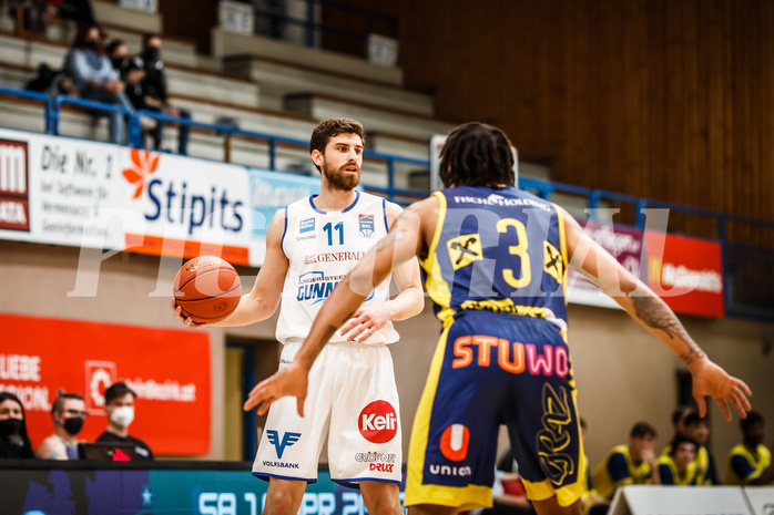 Basketball, bet-at-home Basketball Superliga 2021/22, Platzierungsrunde Spiel 8, Oberwart Gunners, UBSC Graz, Ioannis Chatzinikolas (11)