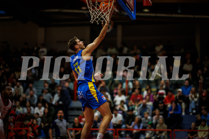 Basketball, Win2Day Superliga 2024/25, Grunddurchgang 4.Runde, Traiskirchen Lions, St. Pölten, Duje Putnik (11)
