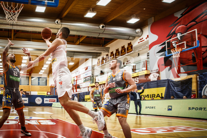 Basketball, bet-at-home Basketball Superliga 2021/22, Grunddurchgang18.Runde, Traiskirchen Lions, Klosterneuburg Dukes, Tihomir Vranjes (7)