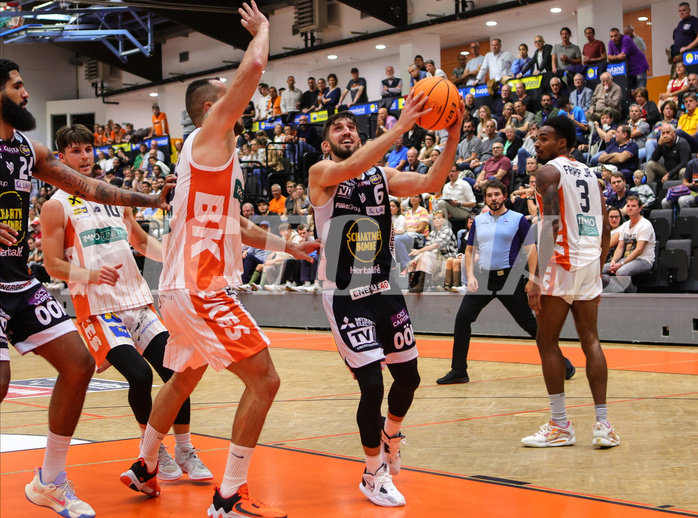 Basketball Superliga 2023/24, Grunddurchgang 2.Runde Klosterneuburg Dukes vs. Gmunden Swans



