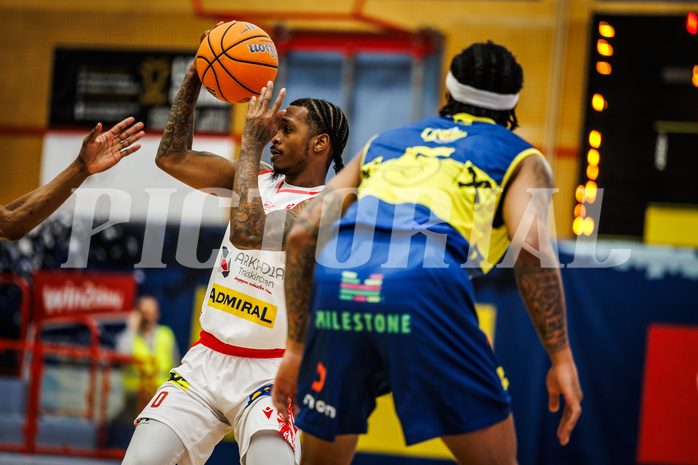 Basketball, win2day Basketball Superliga 2024/25, Grunddurchgang 18.Runde, Traiskirchen Lions, UBSC Graz, Cedric Russell (0)