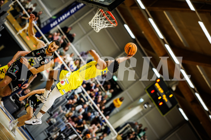 Basketball, Win2Day Superliga 2023/24, Grunddurchgang 16.Runde, SKN St. Pölten, Flyers Wels, Steven Kaltenbrunner (7)