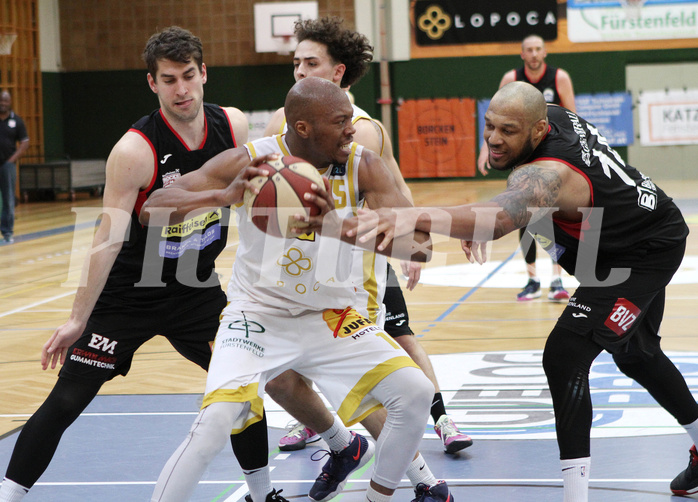 Basketball 2.Bundesliga 2020/21 Halbfinale Spiel 1  Fürstenfeld Panthers vs  Mattersburg Rocks