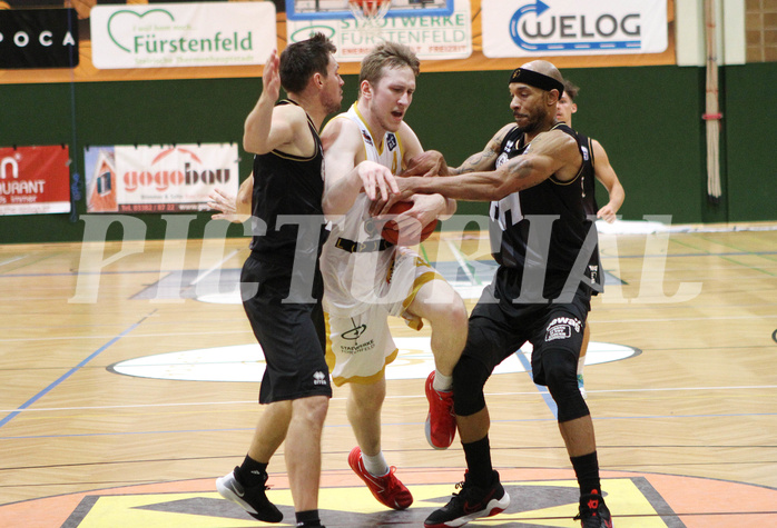 Basketball 2.Bundesliga 2021/22 Grunddurchgang 6.Runde  Fürstenfeld Panthers vsWörthersee Piraten