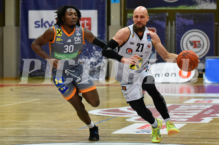 Basketball Superliga 2021/22, Grunddurchgang. 8.Runde Flyers Wels vs. BK IMMOunited Dukes