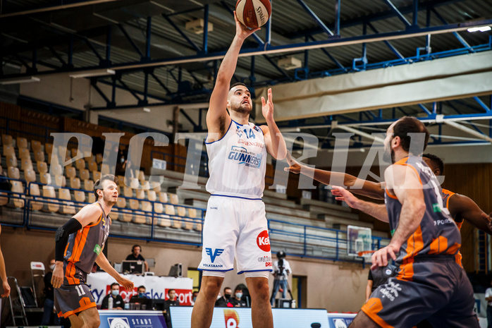 Basketball, bet-at-home Basketball Superliga 2020/21, Grunddurchgang, 8. Runde, Oberwart Gunners, Klosterneuburg Dukes, Terrence Bieshaar (14)