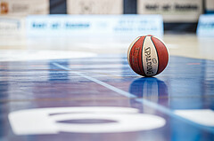 Basketball, bet-at-home Basketball Superliga 2020/21, Grunddurchgang 14. Runde, Oberwart Gunners, Gmunden Swans, Spielball