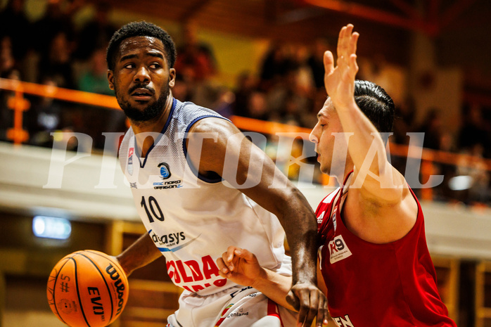 Basketball, win2day Basketball Superliga 2023/224, Grunddurchgang Runde 22, BBC Nord Dragonz, BC Vienna, Austen Awosika (10)