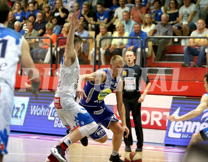 Basketball ABL 2017/18, Playoff Finale Spiel 5 Kapfenberg Bulls vs. Gmunden Swans
 Basketball ABL 2017/18, Playoff Finale Spiel 5 Kapfenberg Bulls vs. Gmunden Swans