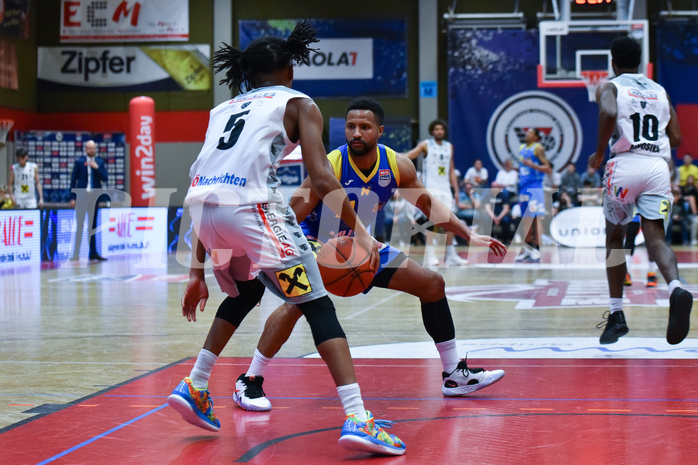 Win2Day Basketball Superliga 2022/23, Playoff,
Viertelfinale Spiel 1, Flyers Wels vs SKN St. Pölten Win2Day Basketball Superliga 2022/23, Playoff,
Viertelfinale Spiel 1, Flyers Wels vs SKN St. Pölten