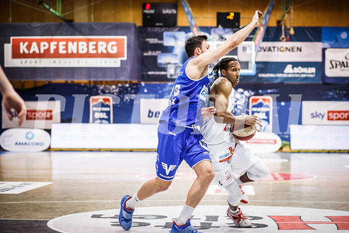 Basketball, bet-at-home Basketball Superliga 2020/21, Platzierungsrunde 9.Runde, Kapfenberg Bulls, Oberwart Gunners, Eric McClellan (8)