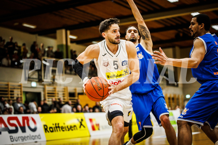 Basketball, Basketball Zweite Liga 2022/23, Playoff, Viertelfinale Spiel 2
, Mattersburg Rocks, BBU Salzburg, Jordis Ortega (5)