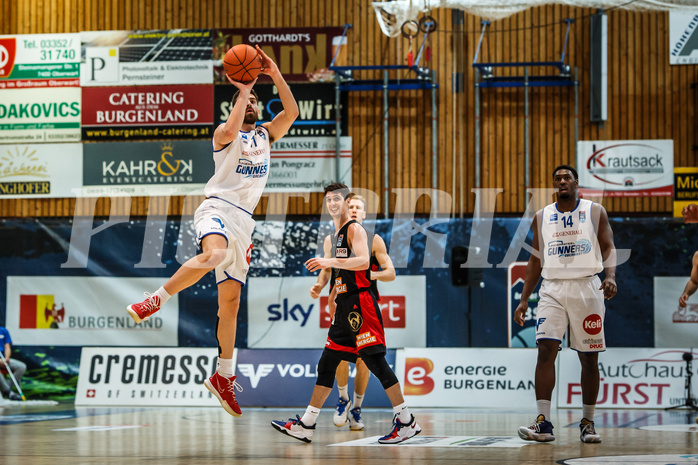 Basketball, bet-at-home Basketball Superliga 2021/22, Grunddurchgang Runde 4, Oberwart Gunners, BC GGMT Vienna, Ioannis Chatzinikolas (11)
