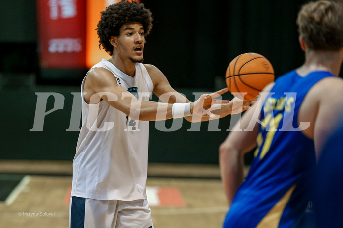 04.05.2025 Österreichischer Basketballverband 2024/25, SLMU19 Vienna Timberwolves vs SKN St. Pölten