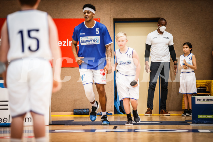 Basketball, bet-at-home Basketball Superliga 2021/22, Platzierungsrunde Spiel 8, Oberwart Gunners, UBSC Graz, 