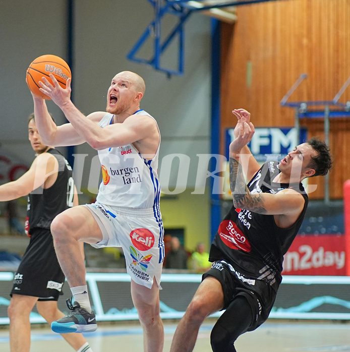 Basketball, Basketball Superliga 2024/25, Playoffs, Viertelfinale Spiel 3, Oberwart Gunners vs. Kapfenberg 