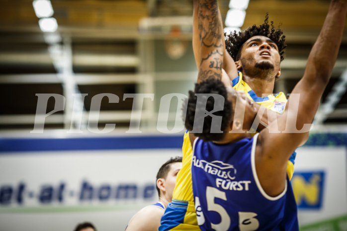 Basketball, bet-at-home Basketball Superliga 2021/22, Grunddurchgang 15.Runde, SKN St. Pölten Basketball, Oberwart Gunners, Rashaan Guylain Mbemba (12)