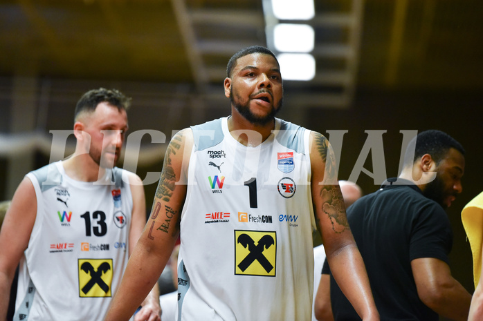 Win2Day Basketball Superliga 2022/23, Playoff,Semifinale Spiel 4, Flyers Wels vs Swans Gmunden,