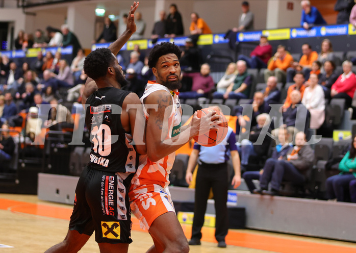 Basketball Superliga 2022/23, 8.Plazierungsrunde Klosterneuburg Dukes vs. Flyers Wels


