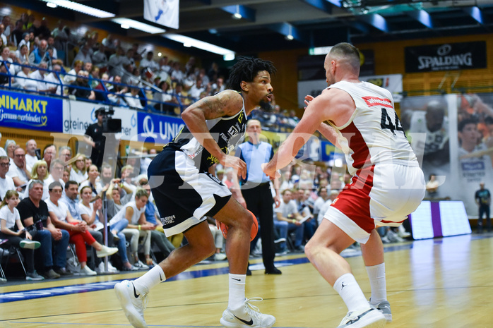 Win2Day Basketball Superliga 2022/23, Playoff,
Finale Spiel 1, Swans Gmunden vs BC Vienna,