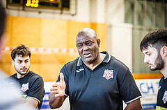 Basketball, Basketball Zweite Liga, Grunddurchgang 7.Runde, Mattersburg Rocks, Raiders Tirol, James WILLIAMS (Headcoach)