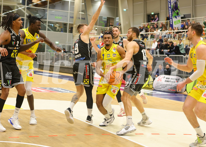 Basketball Superliga 2023/24, 2.Plazierungsrunde SKN St. Pölten vs. Flyers Wels