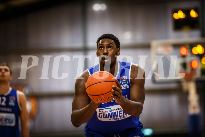 Basketball, Basketball Austria Cup 2021/22, 1/4 Finale, Vienna D.C. Timberwolves, UNGER STEEL Gunners Oberwart, Emondre Rickman (14)