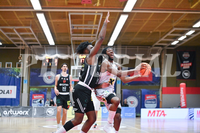 Basketball, Superliga 2024/25, Grunddurchgang 9.Runde, Flyers Wels vs. Fürstenfeld Panthers,
